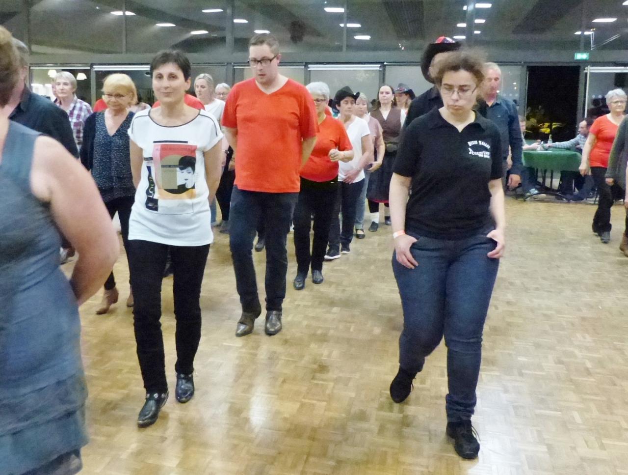 P1020142 (1400x1058)