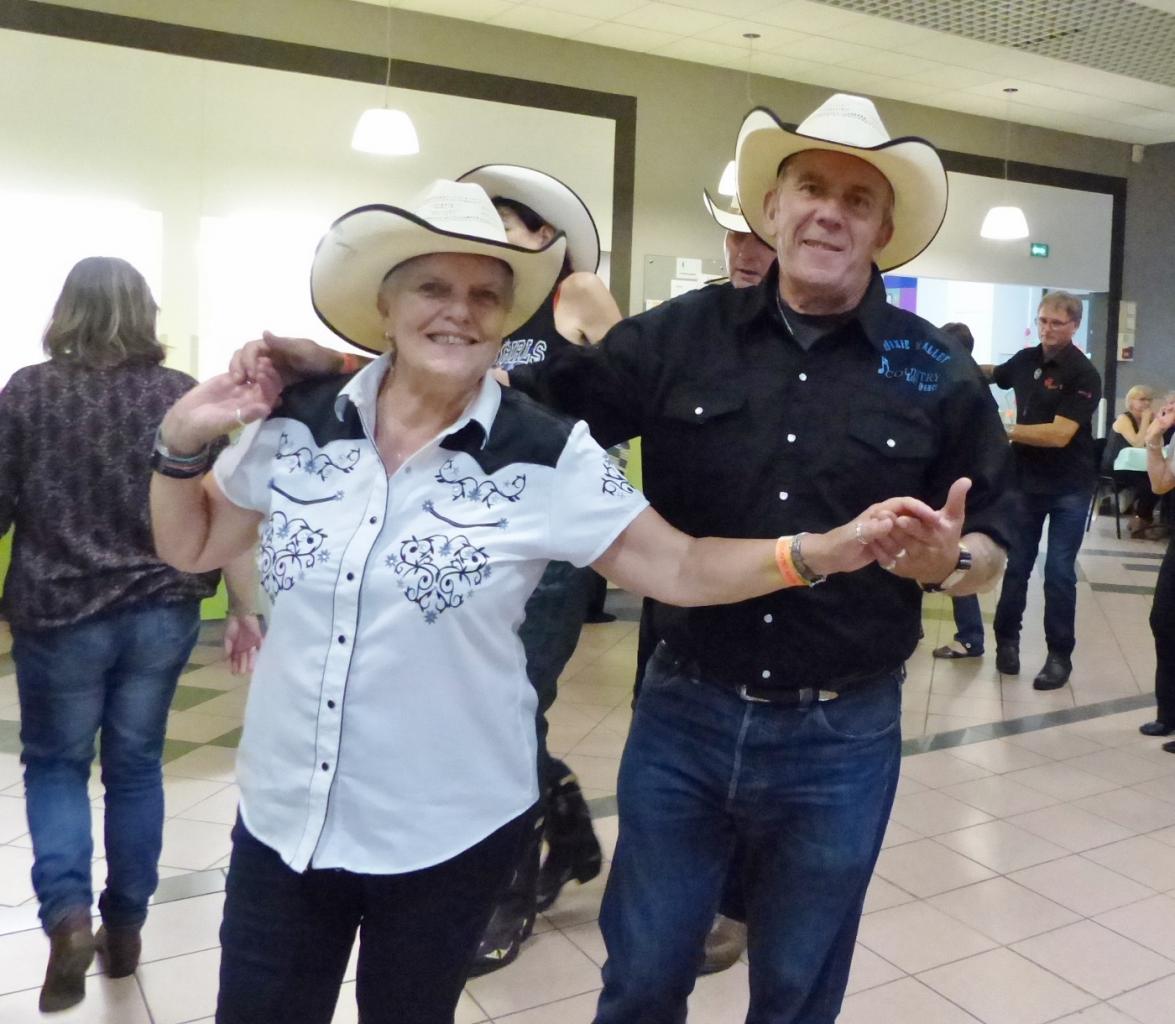 P1020177 (1400x1220)