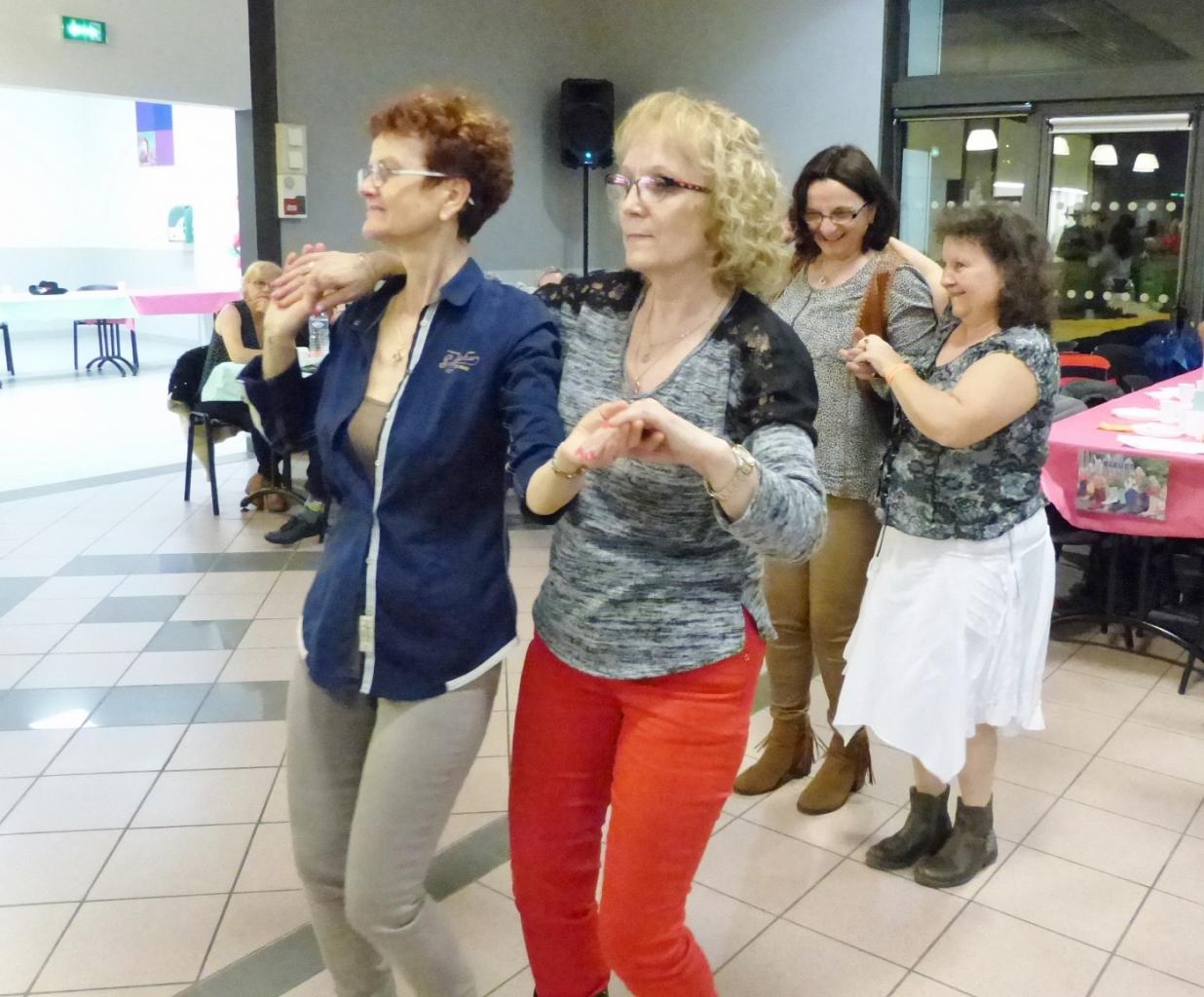 P1020196 (1400x1159)