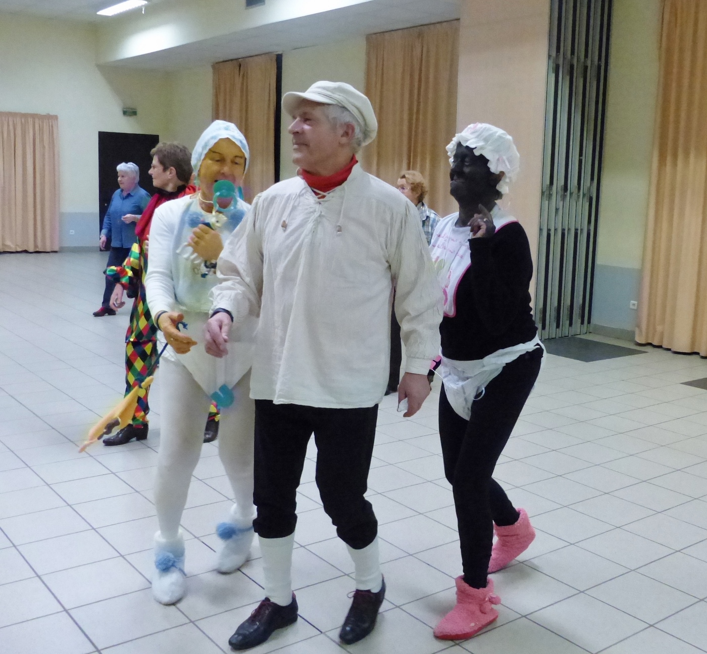 P1050910 (1400x1295)